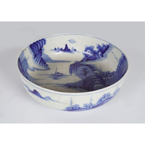 330 - LARGE 19TH-CENTURY JAPANESE BOWL