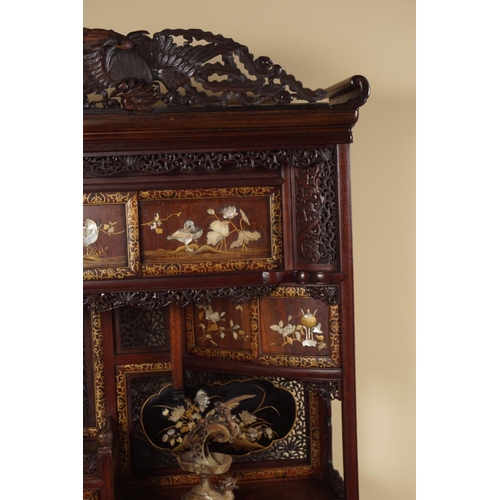 22 - JAPANESE SHIBAYAMA CABINET