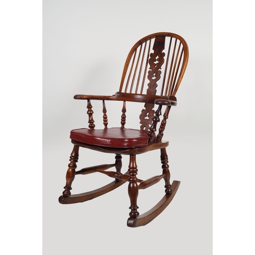 175 - 19TH-CENTURY YEW WOOD WINDSOR ROCKING CHAIR