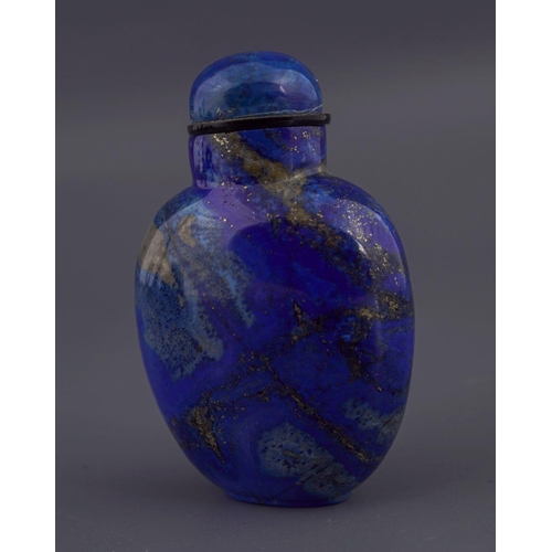 483 - CHINESE LAPIS LAZULI SNUFF BOTTLE AND STOPPER