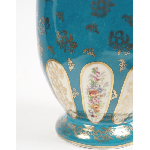 85 - LARGE 19TH-CENTURY VIENNA VASE AND COVER