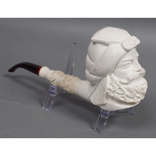 27 - MEERSCHAUM PIPE