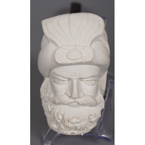 27 - MEERSCHAUM PIPE