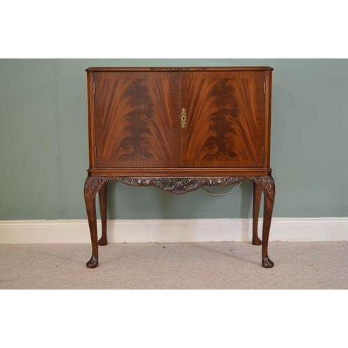 288 - SUPERB QUALITY MAHOGANY DRINKS CABINET