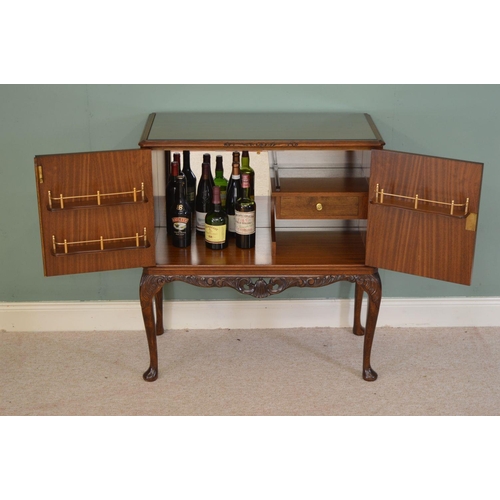 288 - SUPERB QUALITY MAHOGANY DRINKS CABINET