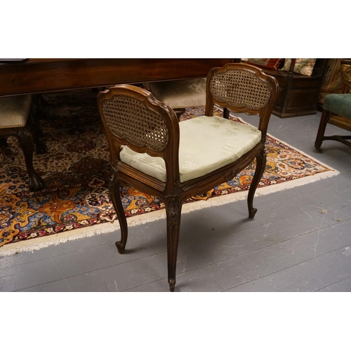 295 - 19TH-CENTURY WALNUT WINDOW SEAT