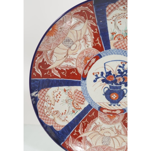 42 - LARGE 19TH-CENTURY IMARI CHARGER