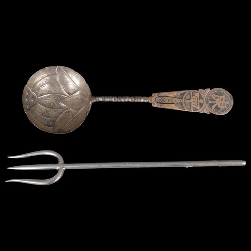 1176 - CHINESE SILVER CADDY SPOON