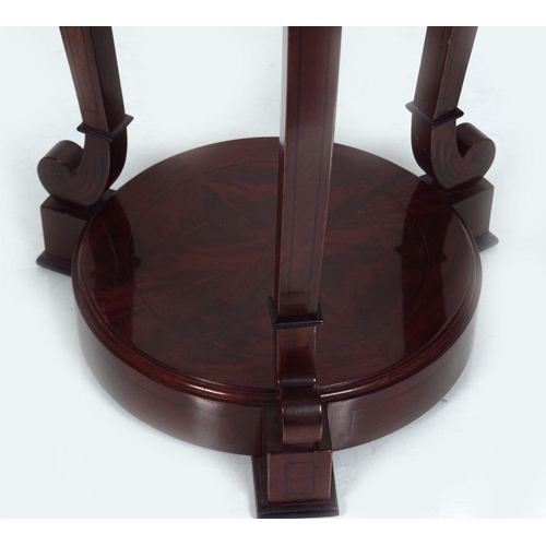 166 - REGENCY STYLE MAHOGANY LAMP TABLE