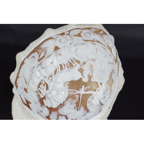 176 - 19TH-CENTURY CARVED CAMEO CONCH SHELL