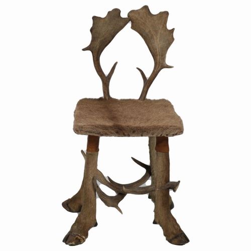 257 - NOVEL 19TH-CENTURY ANTLER CHAIR