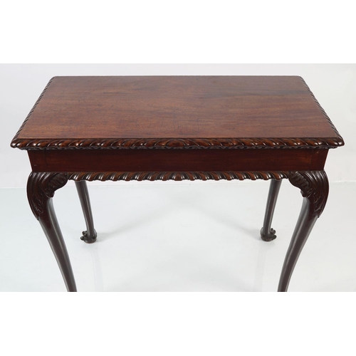 356 - WITHDRAWN 18TH-CENTURY PERIOD MAHOGANY SIDE TABLE