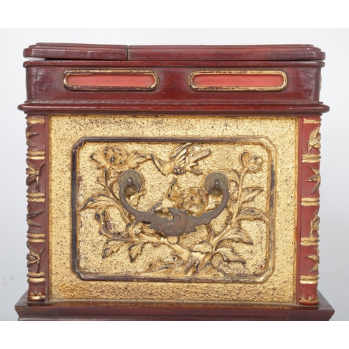 1000 - CHINESE LACQUERED & PARCEL-GILT VANITY BOX