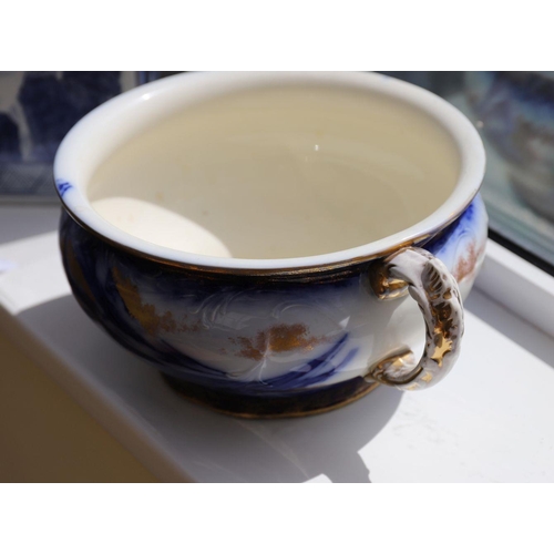 1005 - VICTORIAN PARCEL-GILT BLUE & WHITE CHAMBER POT