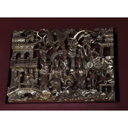 1096 - CHINESE QING CARVED GILTWOOD PANEL