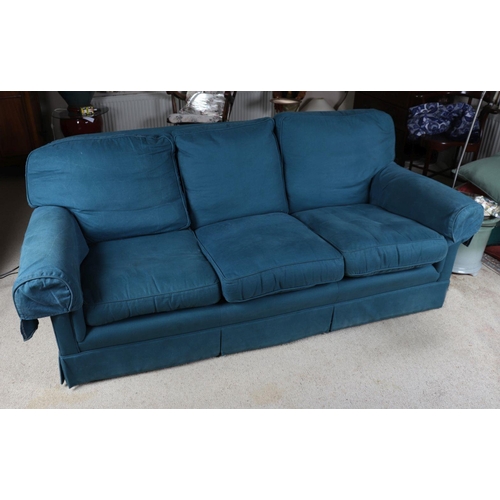 1099 - MODERN 3-SEATER SETTEE