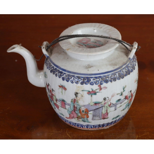 1105 - CHINESE FAMILLLE ROSE TEAPOT