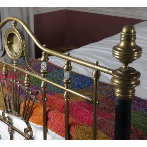 1117 - VICTORIAN BRASS AND METAL BED