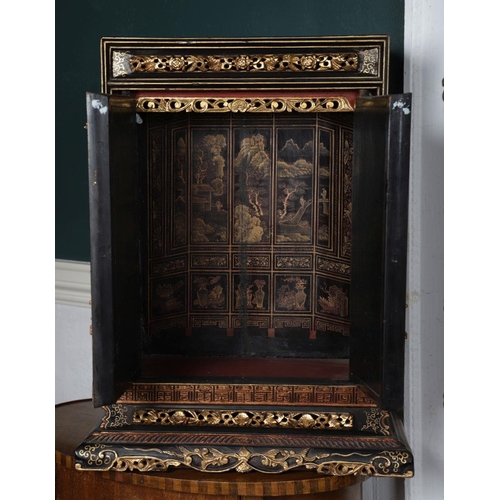 1122 - CHINESE QING LACQUERED CABINET