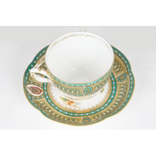 1213 - 19TH-CENTURY PARIS PORCELAIN CABINET CUP & SAUCER