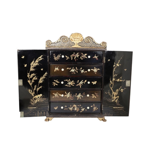 1215 - 19TH-CENTURY CHINESE EXPORT LACQUERED CABINET