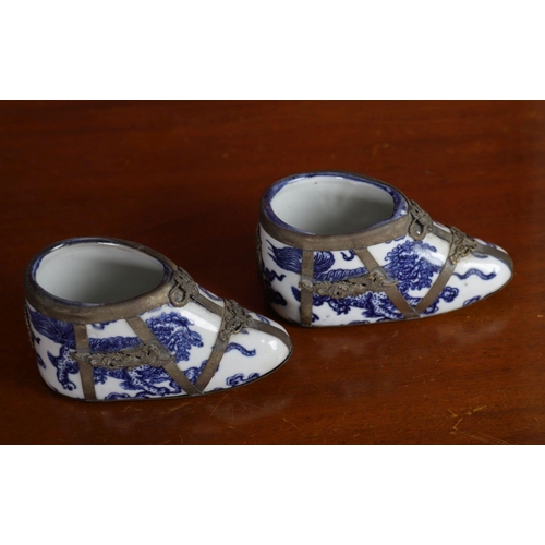 1216 - PAIR CHINESE PORCELAIN LOTUS SHOES