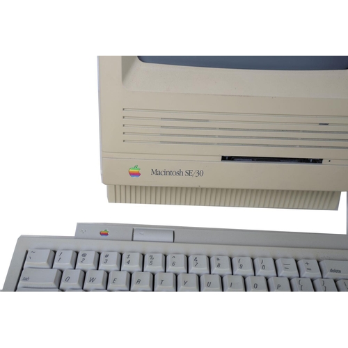 1227 - MACINTOSH SE/30 COMPUTER