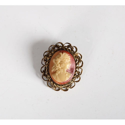 158 - VICTORIAN INTAGLIO BROOCH