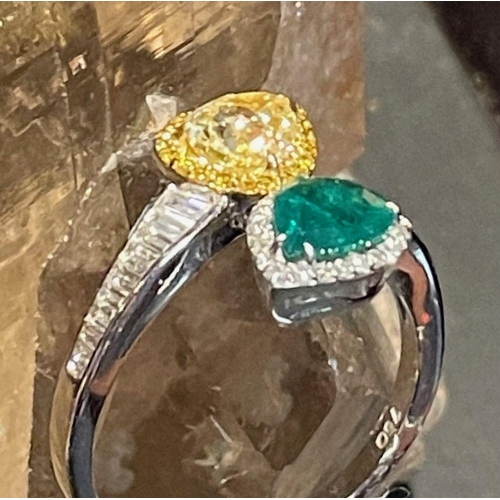 173 - YELLOW DIAMOND & COLOMBIAN EMERALD TWIST RING