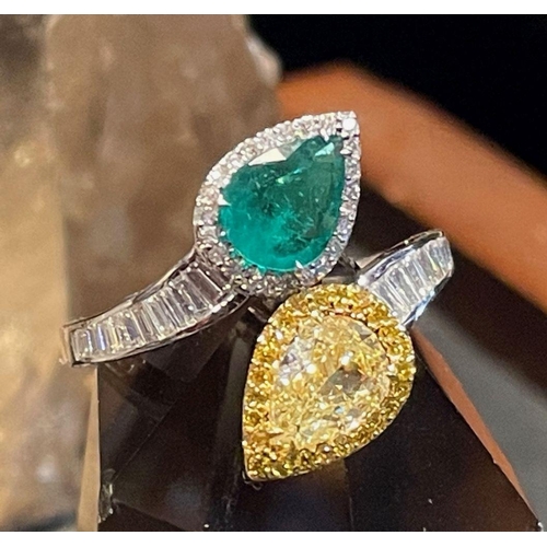 173 - YELLOW DIAMOND & COLOMBIAN EMERALD TWIST RING