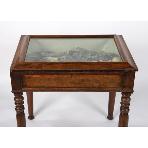 246 - 19TH-CENTURY ROSEWOOD BIJOU TABLE