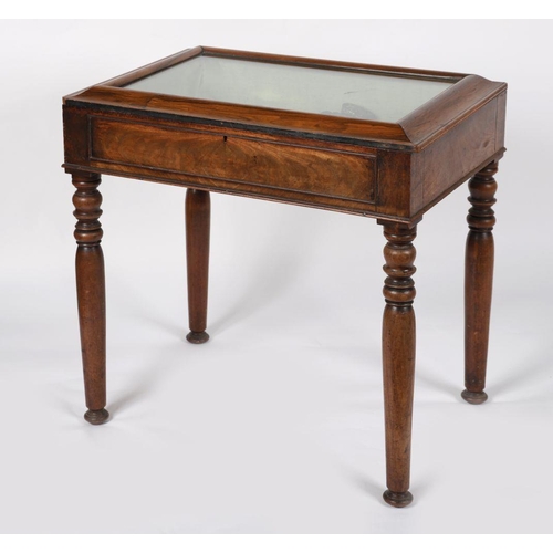 246 - 19TH-CENTURY ROSEWOOD BIJOU TABLE