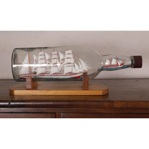 339 - SAILING SHIP IN A GLASS BOTTLE