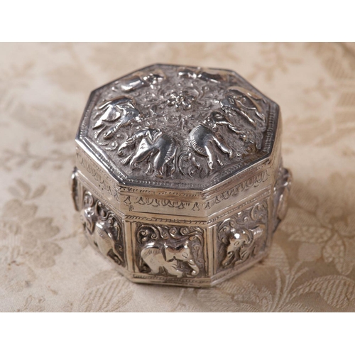 42 - 19TH-CENTURY INDIAN SILVER BOX AND COVER