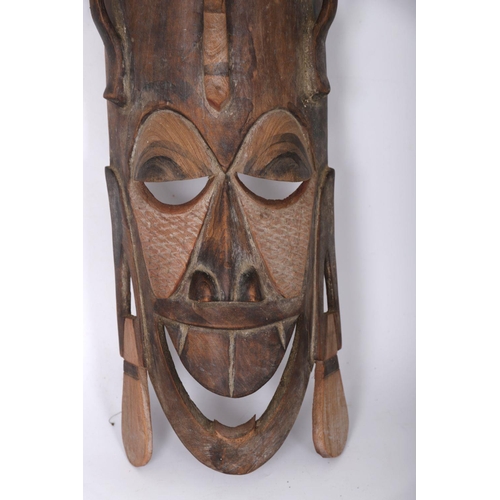 527 - EARLY CARVED AFRICAN TRIBAL MASK