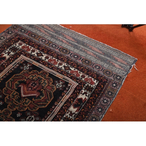 530 - ANTIQUE PERSIAN PRAYER RUG