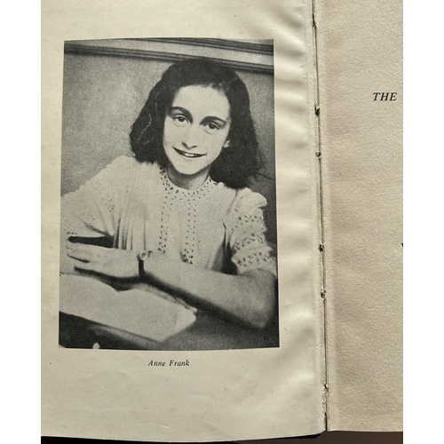 686 - BOOK: THE DIARY OF A YOUNG GIRL, ANNE FRANK