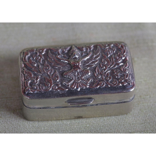 743 - 19TH-CENTURY ANGLO-INDIAN SILVER SNUFF BOX