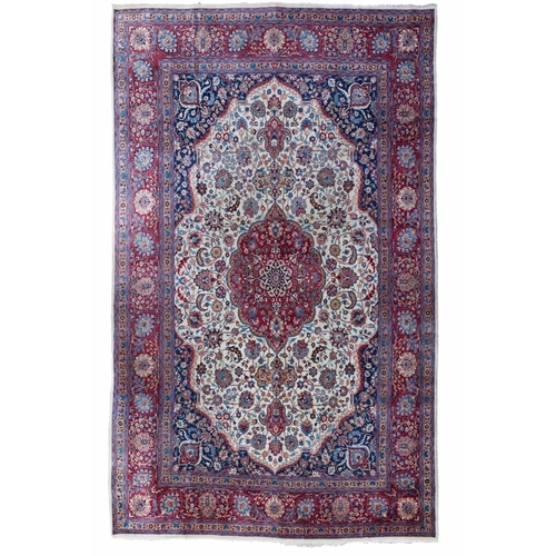 772 - NORTH-EAST PERSIAN KHORASAN CARPET