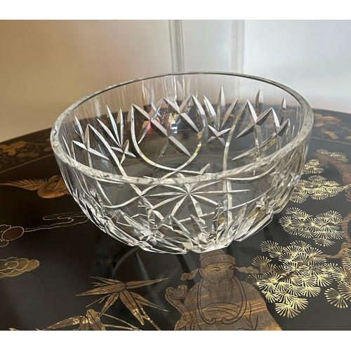 1413 - WATERFORD CRYSTAL FRUIT BOWL  of circular form.