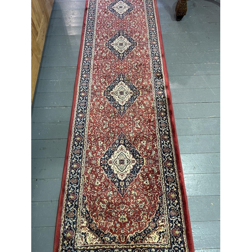 1097 - PERSIAN KASHAN SILK & WOOL RUNNER