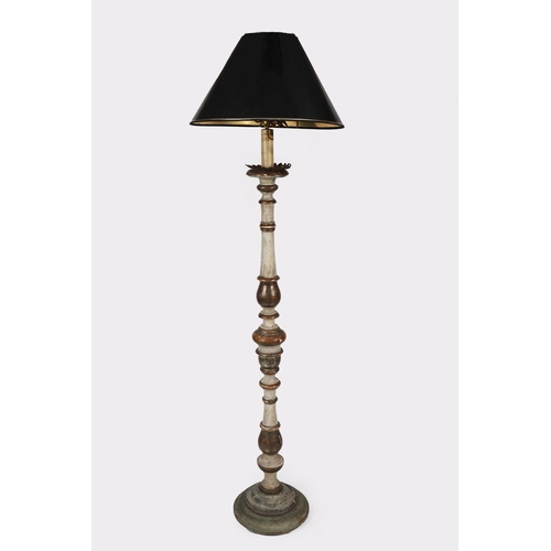 1100 - EDWARDIAN PAINTED & PARCEL-GILT STANDARD LAMP