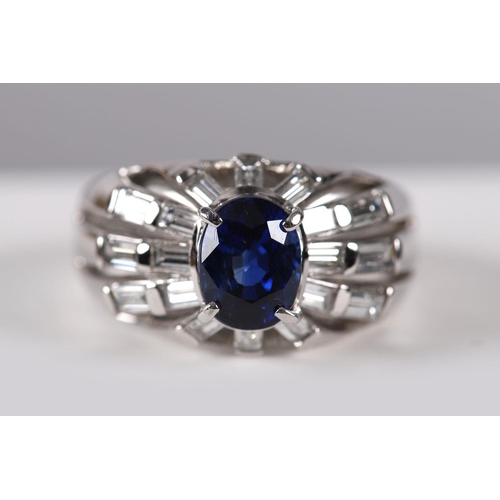 1101 - NATURAL SAPPHIRE & DIAMOND PLATINUM RING