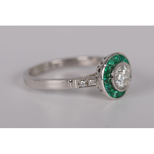 1106 - 18K WHITE GOLD COLOMBIAN EMERALD & DIAMOND RING