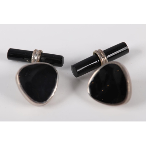 1112 - SILVER AND ONYX CUFFLINKS