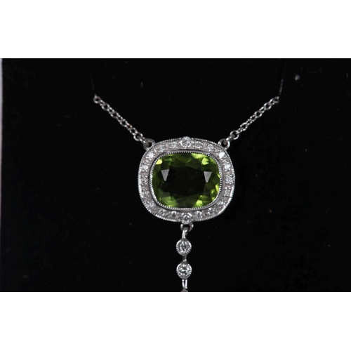 1188 - 18K WHITE GOLD PERIDOT & DIAMOND NECKLACE