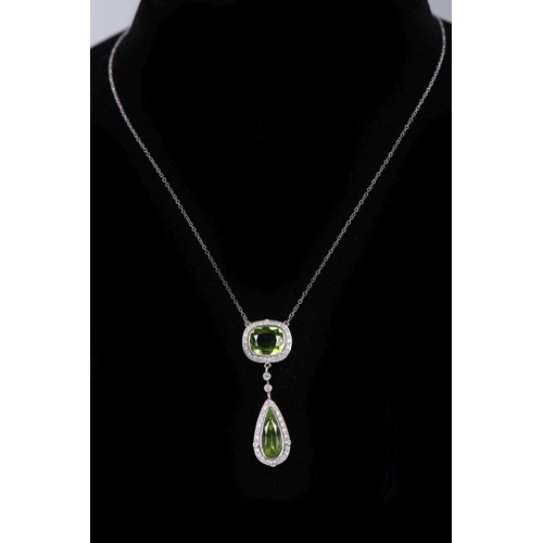 1188 - 18K WHITE GOLD PERIDOT & DIAMOND NECKLACE