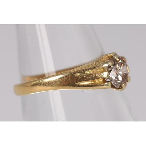 1203 - 18K YELLOW GOLD VINTAGE DIAMOND PINKY RING