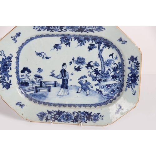 1298 - 18TH-CENTURY CHINESE BLUE & WHITE PLATTER