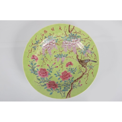 1302 - CHINESE QING POLYCHROME PLATE